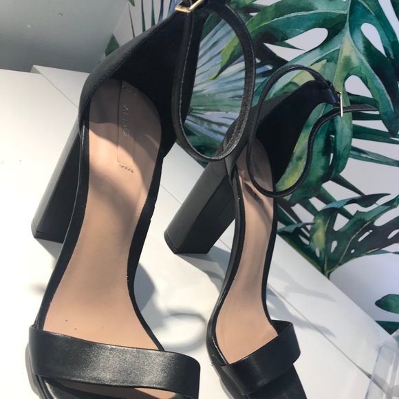 Aldo size 37.5 like new black heels - Picture 5 of 5